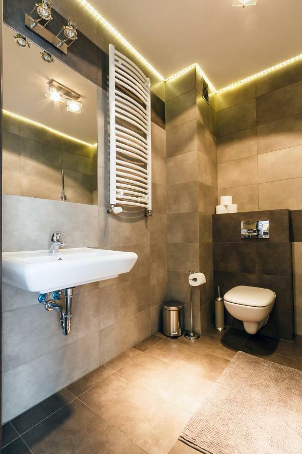 Apartamenty Lea كراكوفيا المظهر الخارجي الصورة